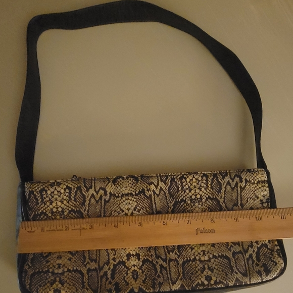 Vintage Genuine Black & Brown Leather handbag by Paul Joseph - Picture 3 of 12